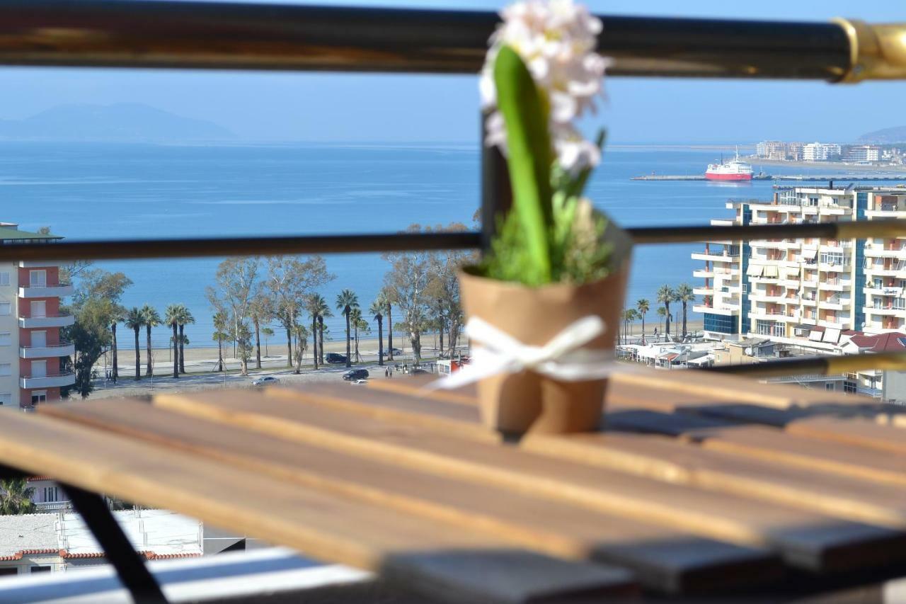 Seaview Penthouse 2 Bedrooms Apartment & Box Garage Vlorë Eksteriør billede